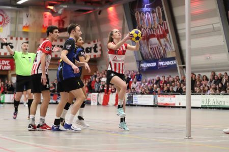 Van Oosten (Fortuna) stopt per direct