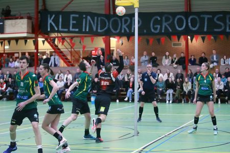 LDODK komt bliksemstart DOS'46 te boven en houdt zicht op play-offs